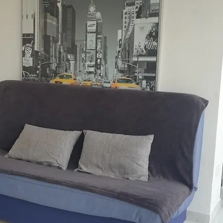 Apartment 1 Bedroom *